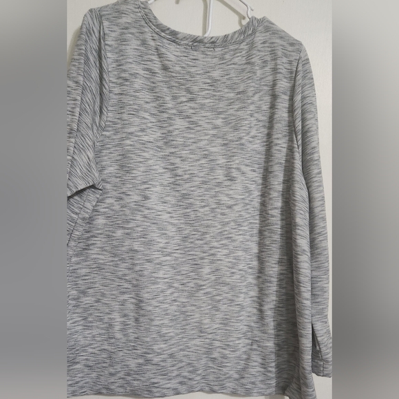 Lane Bryant Sweatshirt - Picture 2 of 4
